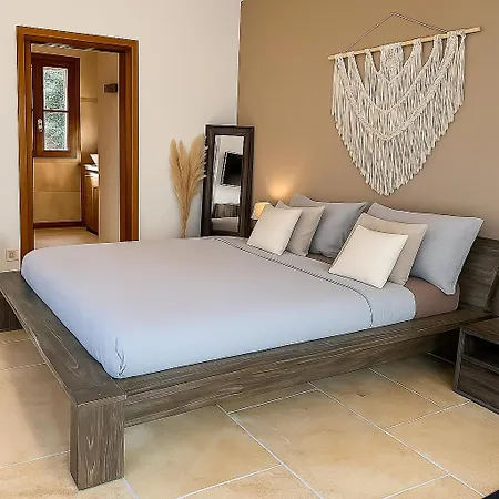 Casetta Di Asciaghju, Avec Jacuzzi Prive Et Acces Direct Aux Plages Porto-Vecchio (Corsica)