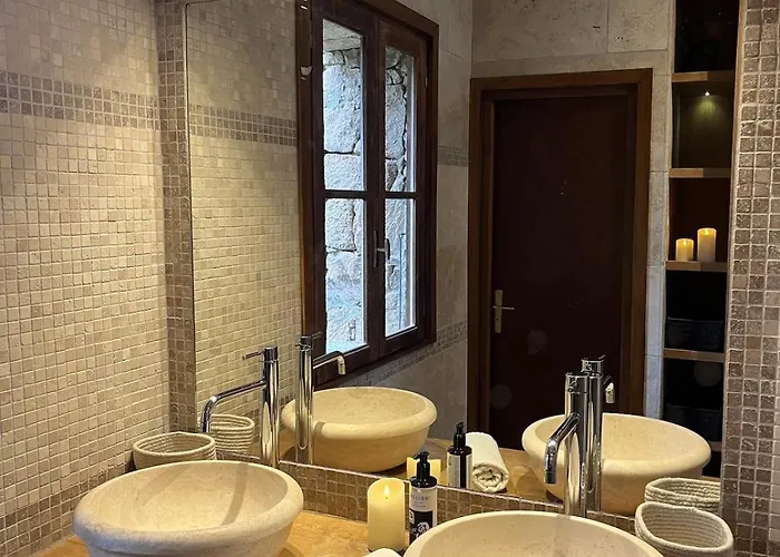 Casetta Di Asciaghju, Avec Jacuzzi Privé Et Accès Direct Aux Plages * Porto-Vecchio (Corsica)